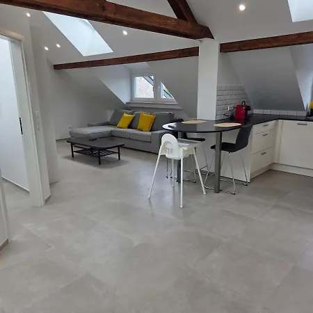 2025 Renovated 1br Loft In Lux-belair *